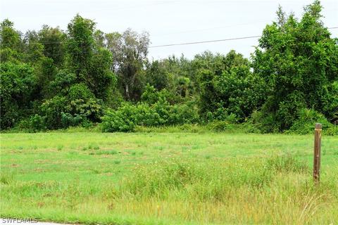 13720 Stringfellow Rd, Bokeelia, FL 33922 photo 3