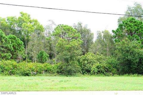 13740 Stringfellow Rd, Bokeelia, FL 33922 photo 2