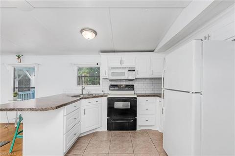 5510 Rainbow Dr, Bokeelia, FL 33922 photo 16