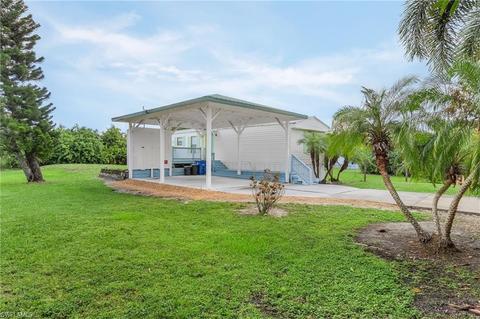 5510 Rainbow Dr, Bokeelia, FL 33922 photo 3