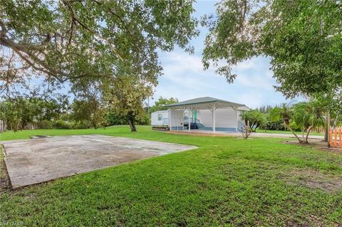 5510 Rainbow Dr, Bokeelia, FL 33922 photo 4