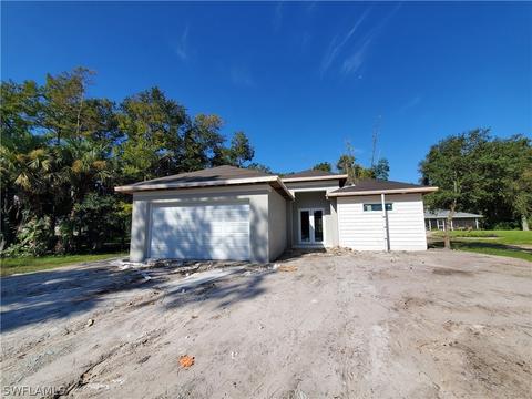 2983 6th St NW, Naples, FL 34120 photo 1