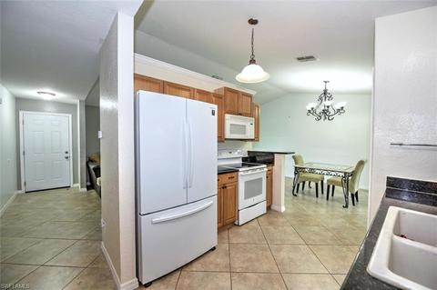 1122 Canton Ave, Lehigh Acres, FL 33972 photo 8