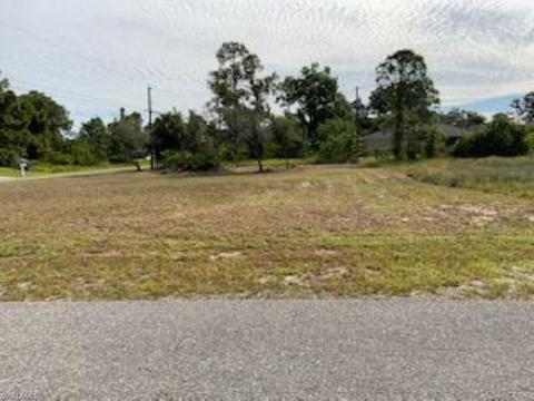 208 Jack Ave N, Lehigh Acres, FL 33971 photo 5