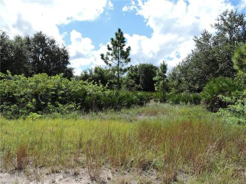 7609 4th Pl, Labelle, FL 33935 photo 2