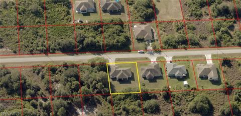 847 Wolverine St E, Lehigh Acres, FL 33974 photo 4