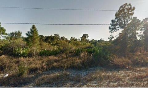 752 Chemstrand St E, Lehigh Acres, FL 33974