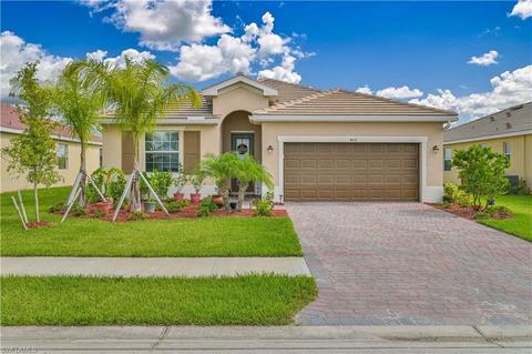 4017 E Hampton Cir, Alva, FL 33920 photo 1