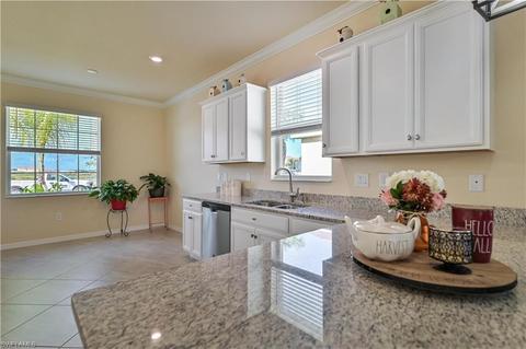4017 E Hampton Cir, Alva, FL 33920 photo 12
