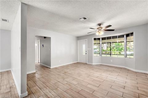 4004 Teak Ct, Labelle, FL 33935 photo 11