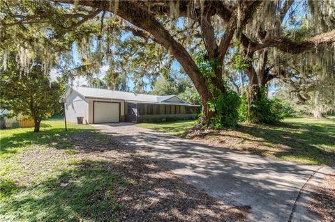4004 Teak Ct, Labelle, FL 33935 photo 1