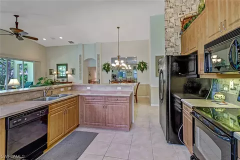 9294 Springview Loop, Estero, FL 33928 photo 14