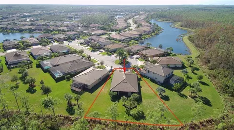 13505 Tripoli Ct, Estero, FL 33928 photo 2