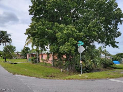 209 Eustis Ave, Immokalee, FL 34142 photo 8