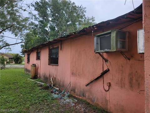 209 Eustis Ave, Immokalee, FL 34142 photo 6