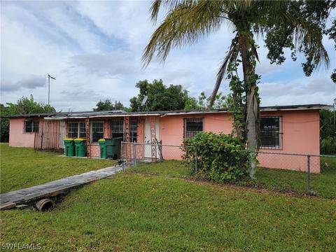209 Eustis Ave, Immokalee, FL 34142 photo 1