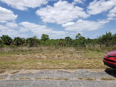 111 Carousel Ave, Labelle, FL 33935 photo 6