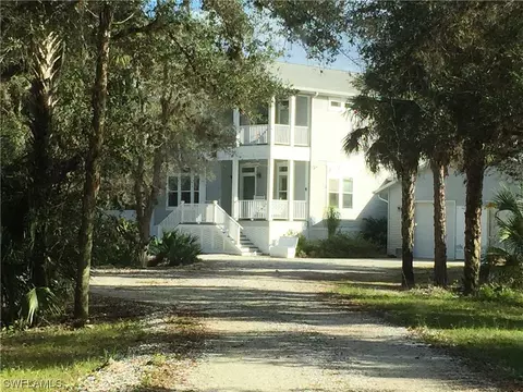 5680 Dana Rd, Fort Myers, FL 33905