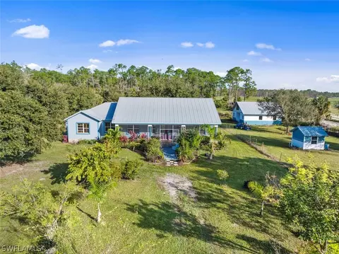 18399 Dusty Ln, Estero, FL 33928 photo 2