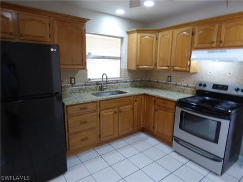 405 E 3rd St, Lehigh Acres, FL 33936 photo 12