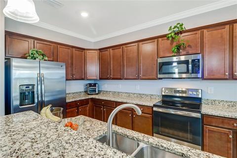 3680 E Hampton Cir, Alva, FL 33920 photo 9