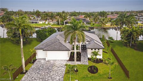 154 SW 49th St, Cape Coral, FL 33914