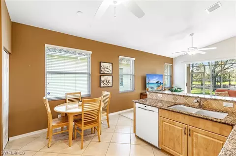 9542 Lismore Ln, Estero, FL 33928 photo 12
