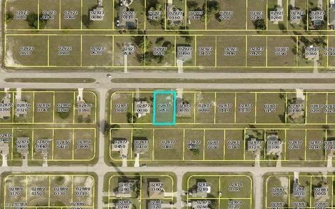 1302 Diplomat Pkwy W, Cape Coral, FL 33993