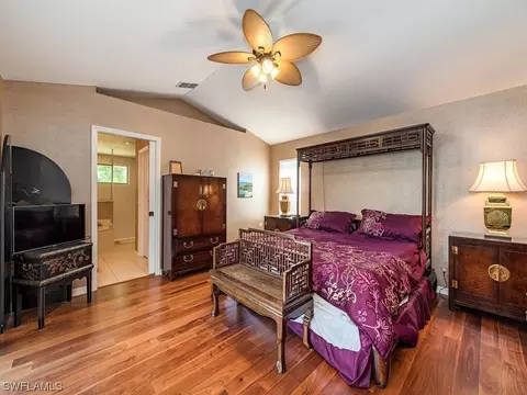 285 Sawgrass Ct, Naples, FL 34110 photo 5