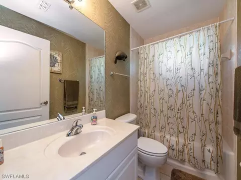 285 Sawgrass Ct, Naples, FL 34110 photo 8
