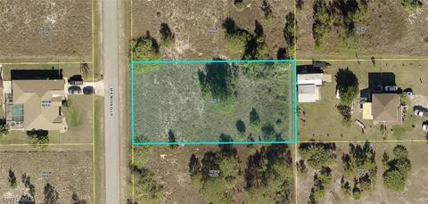 1504 Jefferson Ave, Lehigh Acres, FL 33972