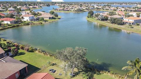 2063 Grove Dr, Naples, FL 34120 photo 18