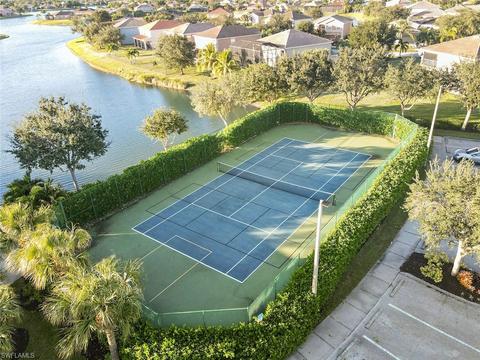 2063 Grove Dr, Naples, FL 34120 photo 7