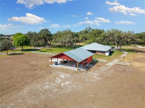 2475 Frontier Cir, Labelle, FL 33935 photo 4