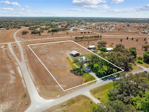 2475 Frontier Cir, Labelle, FL 33935 photo 6
