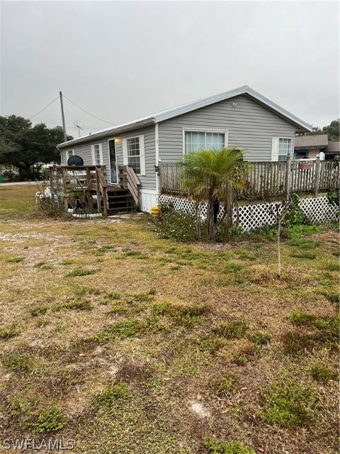 1088 Riverview Dr, Moore Haven, FL 33471 photo 1