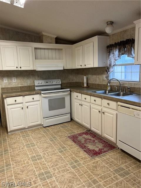 1088 Riverview Dr, Moore Haven, FL 33471 photo 5