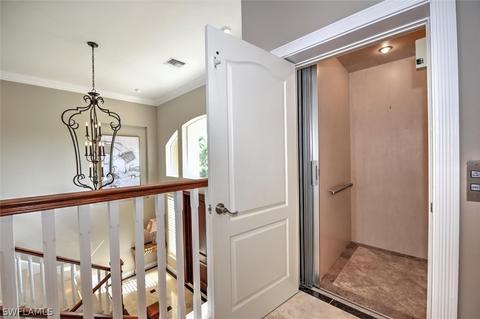 367 Lagoon Ave, Naples, FL 34108 photo 8
