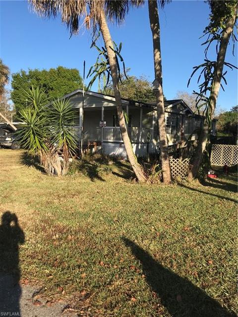 1024 Shady Ln, Moore Haven, FL 33471 photo 2