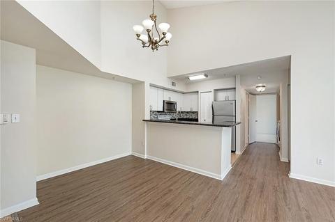 Undisclosed, Naples, FL 34104 photo 2