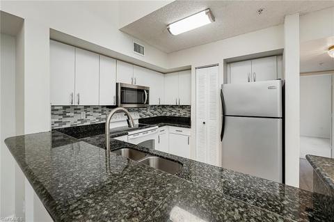 Undisclosed, Naples, FL 34104 photo 3