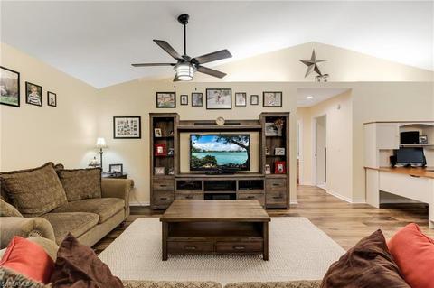 704 Turtle Ln, Labelle, FL 33935 photo 6
