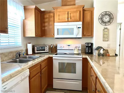 4700 Split Log Ln W, Estero, FL 33928 photo 11