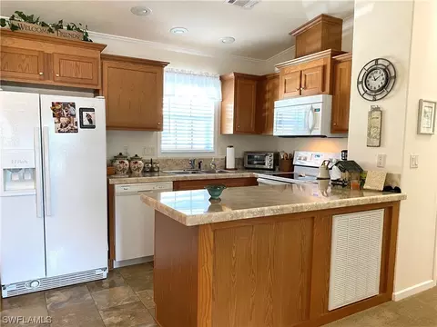 4700 Split Log Ln W, Estero, FL 33928 photo 10