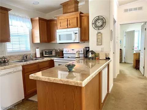 4700 Split Log Ln W, Estero, FL 33928 photo 9