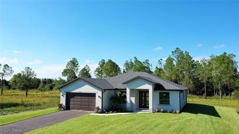 3953 28th Ave SE, Naples, FL 34117