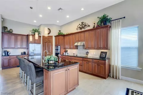 9083 Graphite Cir, Naples, FL 34120 photo 12