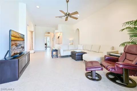 20100 Seadale Ct, Estero, FL 33928 photo 9