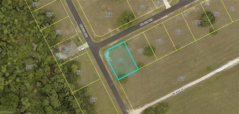 550 NE 4th Ter, Cape Coral, FL 33909