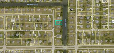 2421 NE 5th Pl, Cape Coral, FL 33909